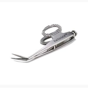 Eyebrow TWISSOR grooming tool. Trims hair close without cutting the skin *New*